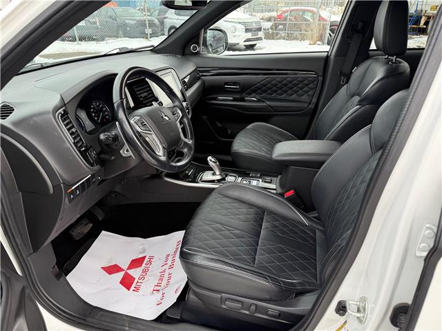 2022 Mitsubishi Outlander Plug-In Hybrid GT (Stk: U3299A) in Cambridge - Image 20 of 35 2022 Mitsubishi Outlander Plug-In Hybrid GT (Stk: U3299A) in Cambridge - Image 20 of 35