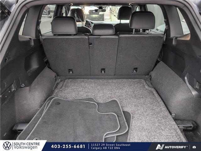 2023 Volkswagen Tiguan Highline R-Line (Stk: ST-189A) in Calgary - Image 11 of 23