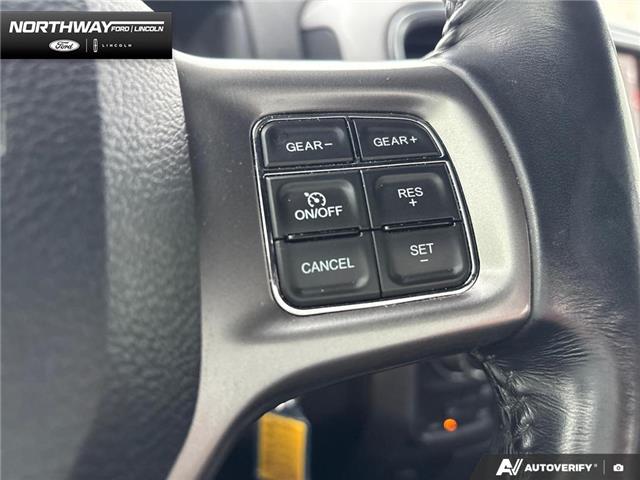 2021 RAM 1500 Classic SLT (Stk: 5F18918A) in Brantford - Image 9 of 16