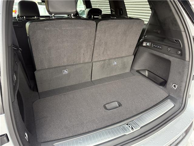 2025 Jeep Grand Cherokee L Summit (Stk: 25585) in London - Image 7 of 31