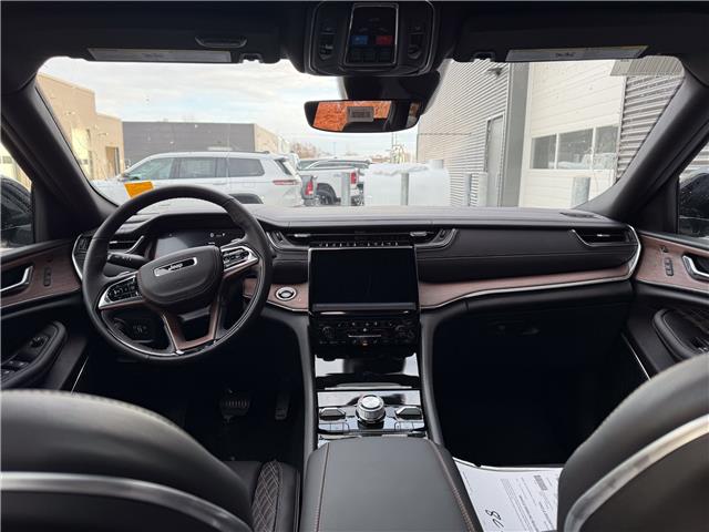 2025 Jeep Grand Cherokee L Summit (Stk: 25585) in London - Image 17 of 31