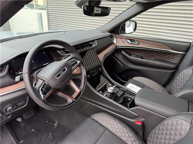 2025 Jeep Grand Cherokee L Summit (Stk: 25585) in London - Image 12 of 31