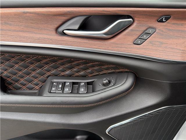 2025 Jeep Grand Cherokee L Summit (Stk: 25585) in London - Image 22 of 31