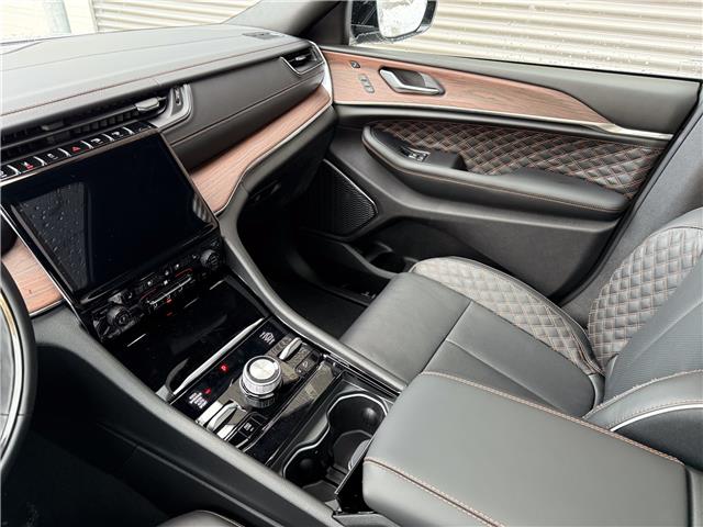 2025 Jeep Grand Cherokee L Summit (Stk: 25585) in London - Image 21 of 31
