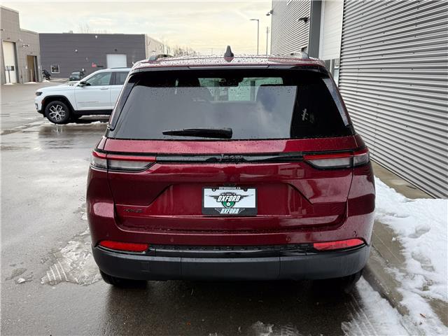 2025 Jeep Grand Cherokee Laredo (Stk: 25584) in London - Image 5 of 27