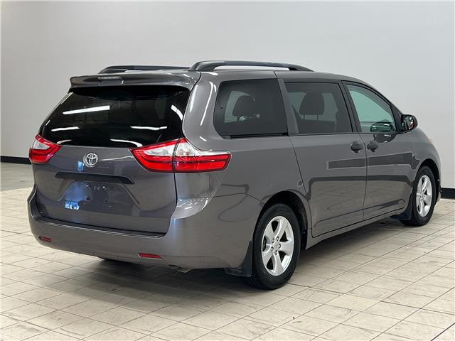 2015 Toyota Sienna Base (Stk: R187720A) in Courtenay - Image 8 of 17