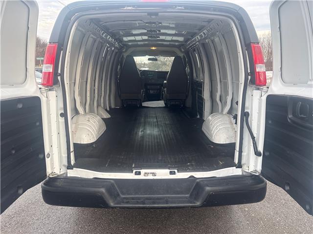 2022 Chevrolet Express 2500 Work Van (Stk: 264845) in Port Hope - Image 13 of 17