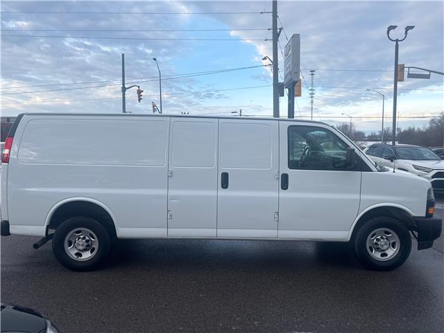 2022 Chevrolet Express 2500 Work Van (Stk: 264845) in Port Hope - Image 15 of 17
