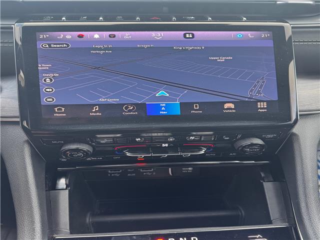 2023 Jeep Grand Cherokee Overland (Stk: 28244T) in Newmarket - Image 10 of 12