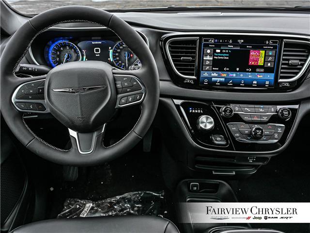 2026 Chrysler Grand Caravan SXT (Stk: TR2557) in Burlington - Image 26 of 33