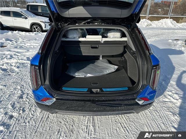 2026 Cadillac OPTIQ Premium Luxury (Stk: 2-12977) in Oshawa - Image 8 of 21