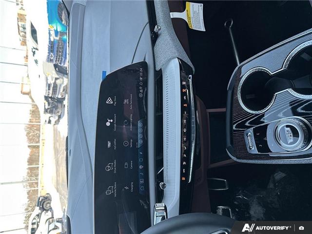 2026 Cadillac OPTIQ Premium Sport (Stk: 2-12980) in Oshawa - Image 17 of 21