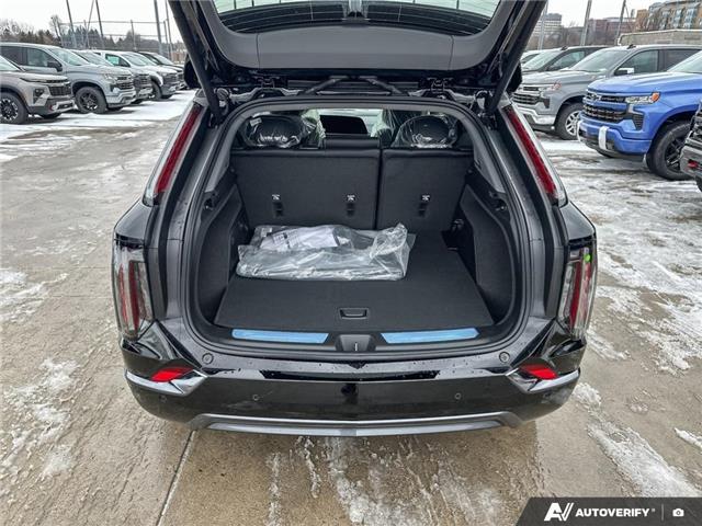 2026 Cadillac OPTIQ Sport (Stk: 2-12953) in Oshawa - Image 8 of 21