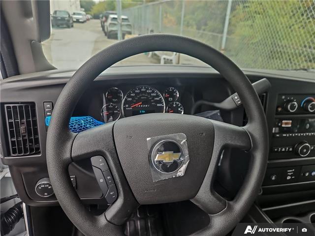2025 Chevrolet Express 2500 Work Van (Stk: 2-12618) in Oshawa - Image 12 of 18