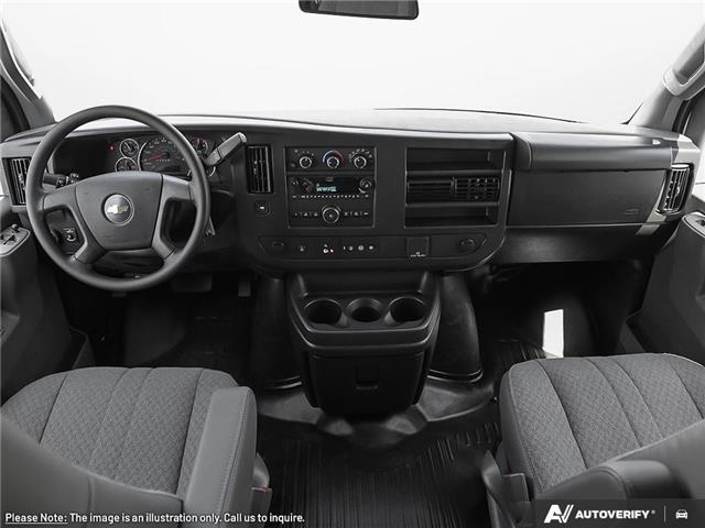 2025 Chevrolet Express 2500 Work Van (Stk: 2-12396) in Oshawa - Image 24 of 28
