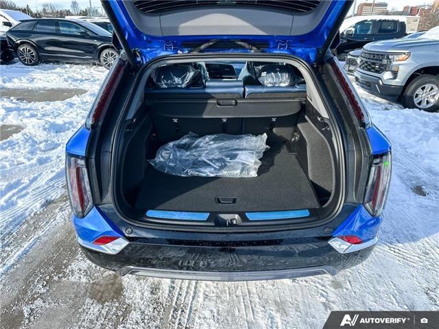 2026 Cadillac OPTIQ Premium Luxury (Stk: 2-12976) in Oshawa - Image 9 of 21
