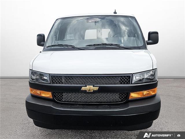 2025 Chevrolet Express 2500 Work Van (Stk: 2-12317) in Oshawa - Image 2 of 18