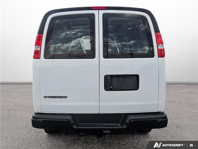 2025 Chevrolet Express 2500 Work Van (Stk: 2-12317) in Oshawa - Image 6 of 18