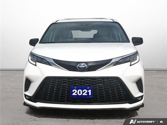 2021 Toyota Sienna XSE 7-Passenger (Stk: 2-11671A) in Oshawa - Image 2 of 31