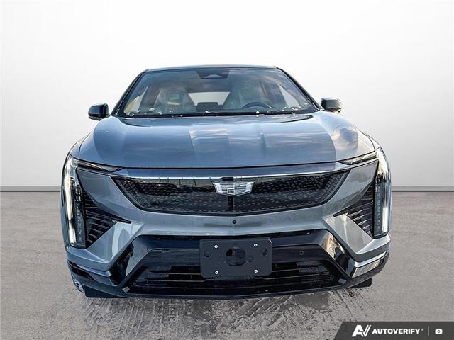 2026 Cadillac OPTIQ Premium Sport (Stk: 2-12971) in Oshawa - Image 2 of 21