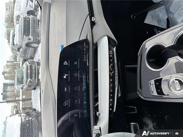 2026 Cadillac OPTIQ Sport (Stk: 2-12979) in Oshawa - Image 17 of 21