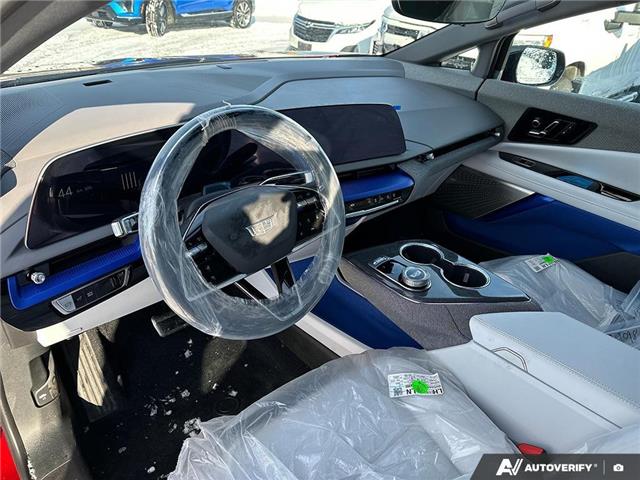 2026 Cadillac OPTIQ Luxury (Stk: 2-13009) in Oshawa - Image 9 of 21