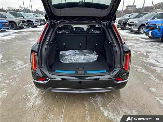 2026 Cadillac OPTIQ Sport (Stk: 2-12959) in Oshawa - Image 8 of 21
