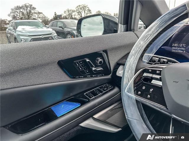 2026 Cadillac OPTIQ Sport (Stk: 2-12959) in Oshawa - Image 14 of 21