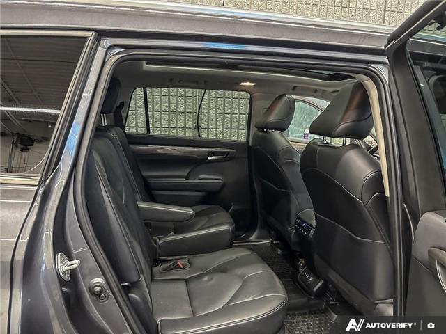 2023 Toyota Highlander Hybrid Limited (Stk: 164480) in London - Image 23 of 26