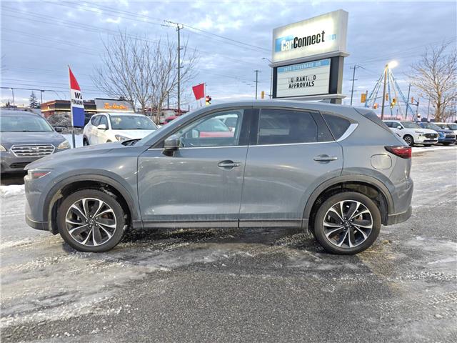2022 Mazda CX-5 GT in Ottawa - Image 2 of 37