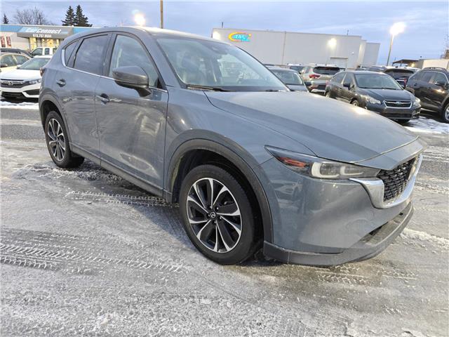 2022 Mazda CX-5 GT in Ottawa - Image 9 of 37