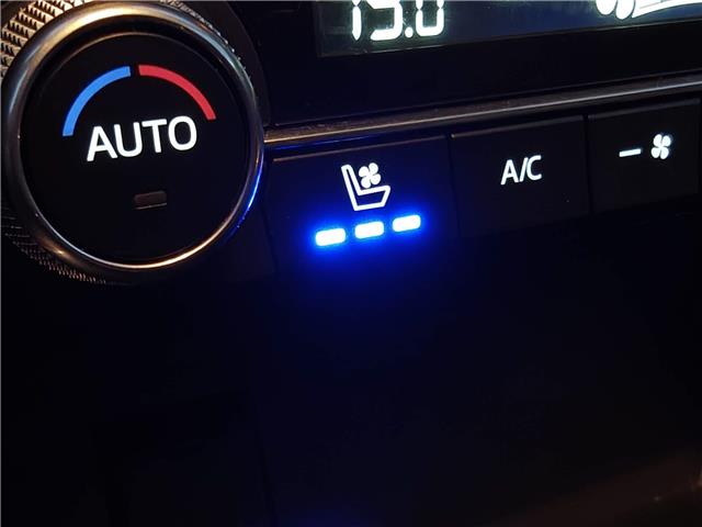 2022 Mazda CX-5 GT in Ottawa - Image 27 of 37