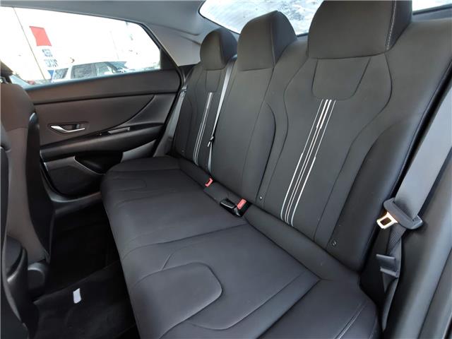 2023 Hyundai Elantra Preferred w/Tech Package in Ottawa - Image 29 of 36