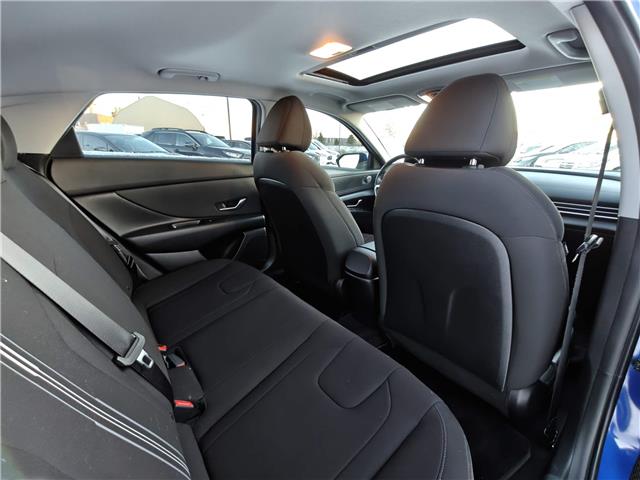 2023 Hyundai Elantra Preferred w/Tech Package in Ottawa - Image 32 of 36