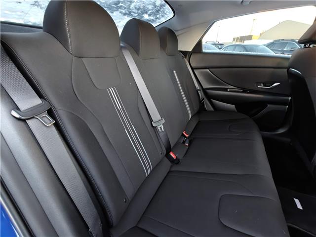 2023 Hyundai Elantra Preferred w/Tech Package in Ottawa - Image 33 of 36