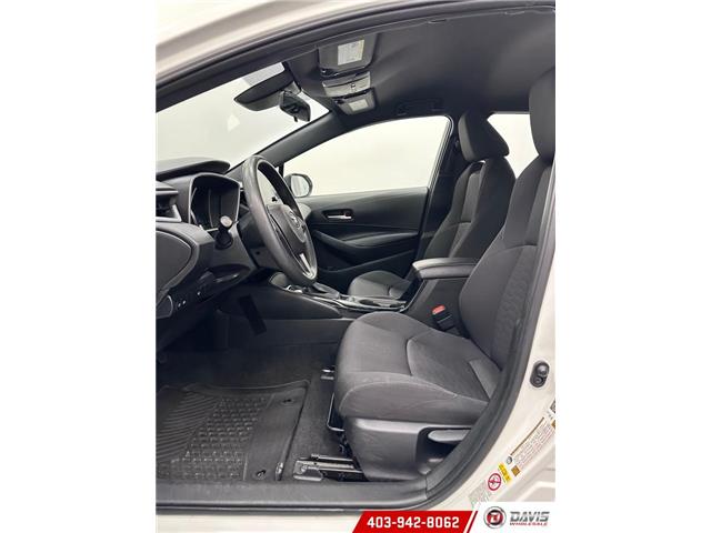 2020 Toyota Corolla Hatchback Base (Stk: 20916) in Lethbridge - Image 8 of 20