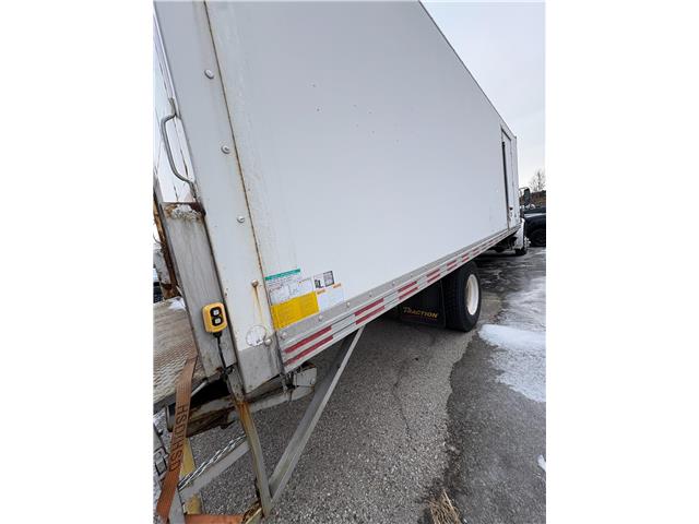 2004 Ford Freightliner  (Stk: P7203) in Oakville - Image 9 of 14