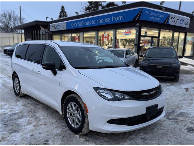 2024 Chrysler Grand Caravan SXT (Stk: 251564) in North Bay - Image 1 of 46