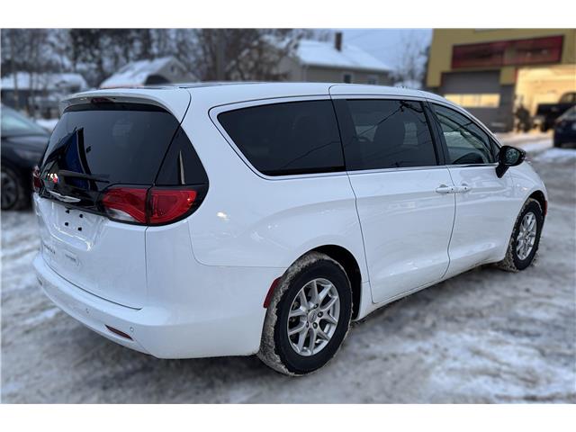 2024 Chrysler Grand Caravan SXT (Stk: 251564) in North Bay - Image 3 of 46