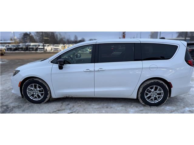 2024 Chrysler Grand Caravan SXT (Stk: 251564) in North Bay - Image 6 of 46