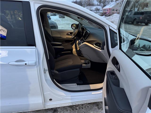 2024 Chrysler Grand Caravan SXT (Stk: 251564) in North Bay - Image 31 of 46