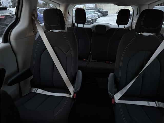 2024 Chrysler Grand Caravan SXT (Stk: 251564) in North Bay - Image 38 of 46