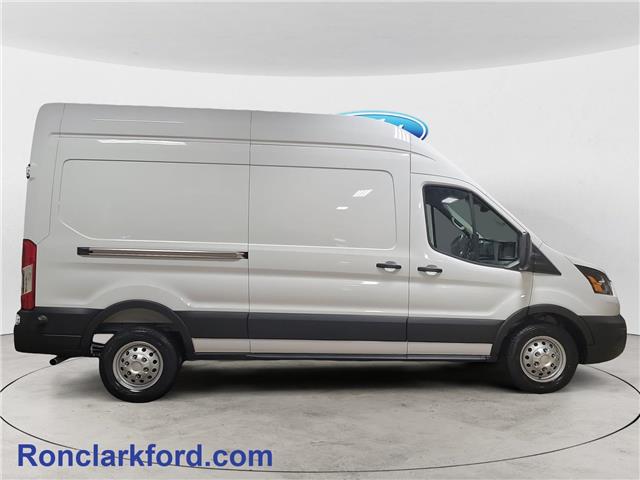 2026 Ford Transit-250 Cargo Base (Stk: 17049) in Wyoming - Image 8 of 15