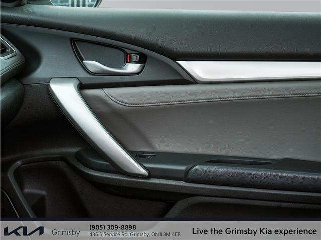 2017 Honda Civic Coupe Touring | LEATHER | NAVIGATION | SUN ROOF (Stk: U3207) in Grimsby - Image 9 of 16