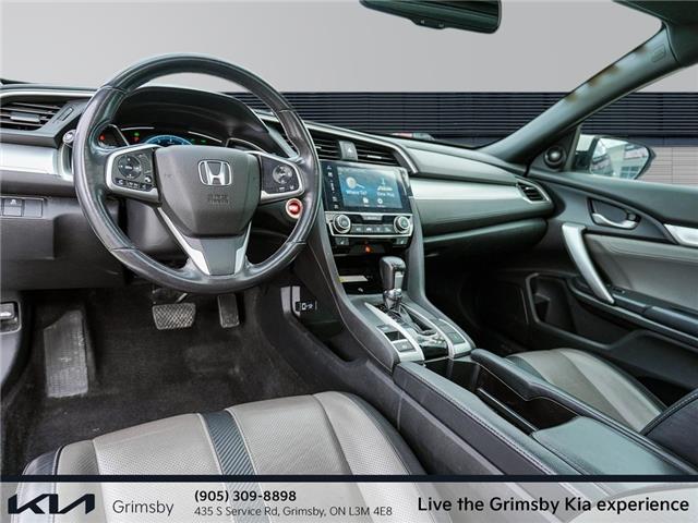 2017 Honda Civic Coupe Touring | LEATHER | NAVIGATION | SUN ROOF (Stk: U3207) in Grimsby - Image 11 of 16
