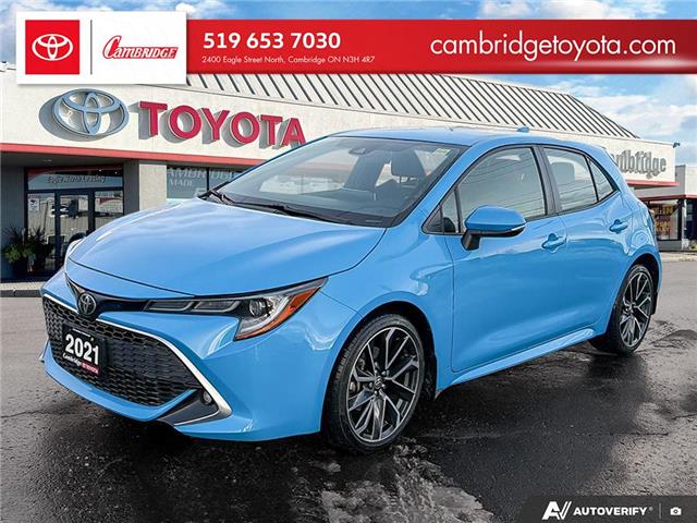 2021 Toyota Corolla Hatchback Base (Stk: 2601081) in Cambridge - Image 1 of 25