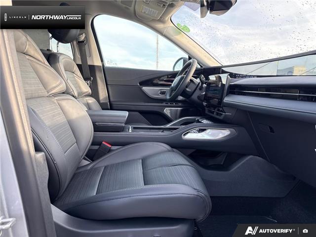 2026 Lincoln Nautilus Reserve (Stk: 6LA2402) in Brantford - Image 19 of 22