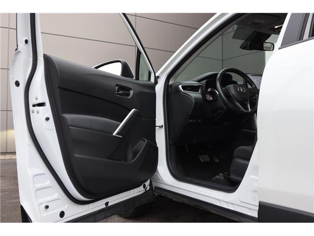 2022 Toyota Corolla Cross LE (Stk: PO37587) in London - Image 14 of 31