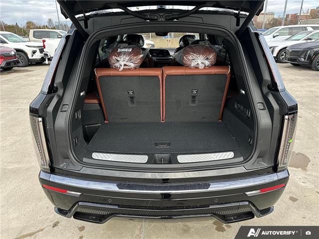 2026 Cadillac VISTIQ Platinum (Stk: 2-12900) in Oshawa - Image 8 of 21