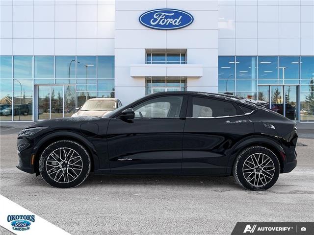 2025 Ford Mustang Mach-E Premium (Stk: B89091) in Okotoks - Image 3 of 24